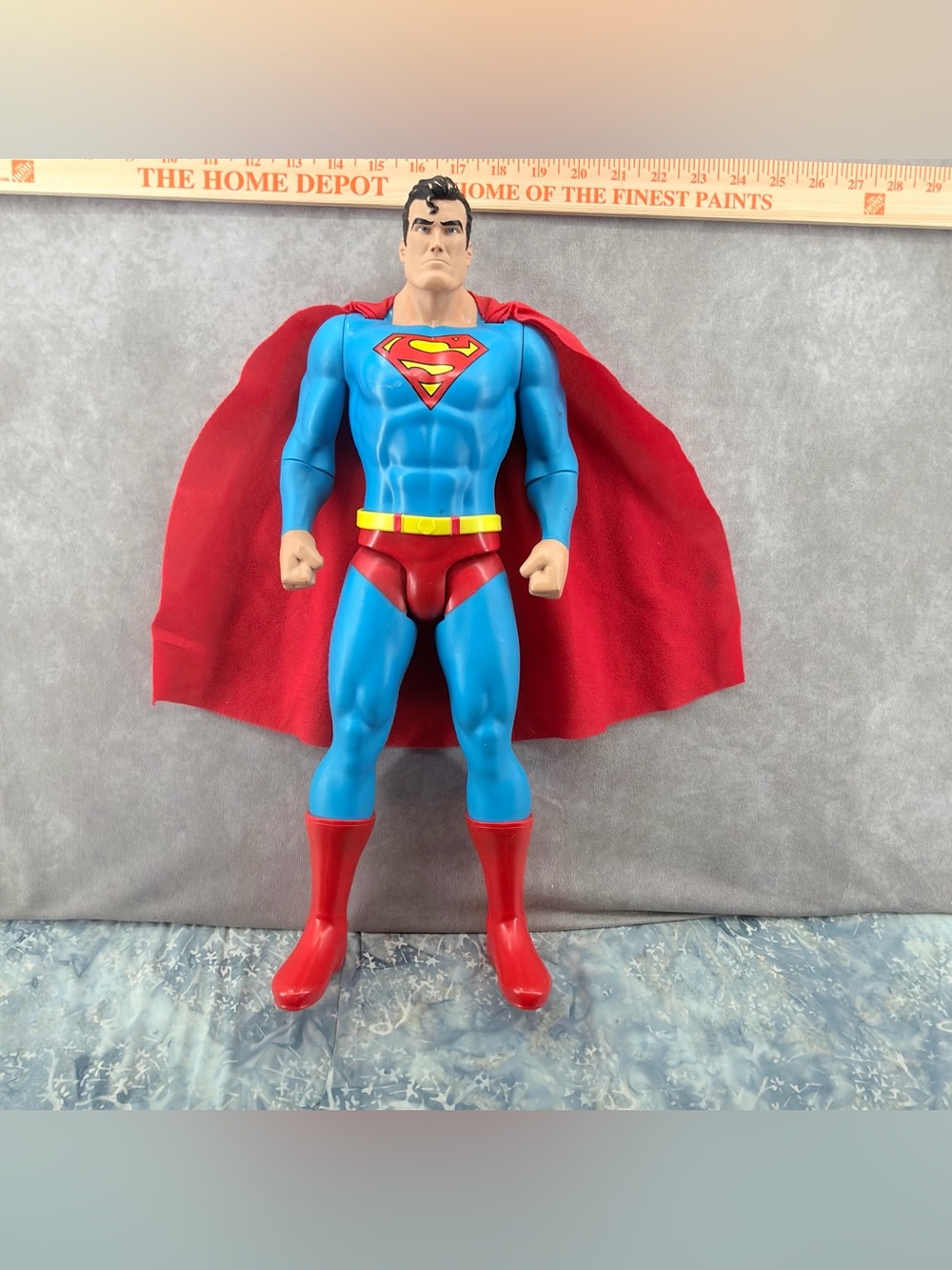 2015 JAKKS Pacific Superman 20” Big Figs DC Comics Giant Action Figure Cape
